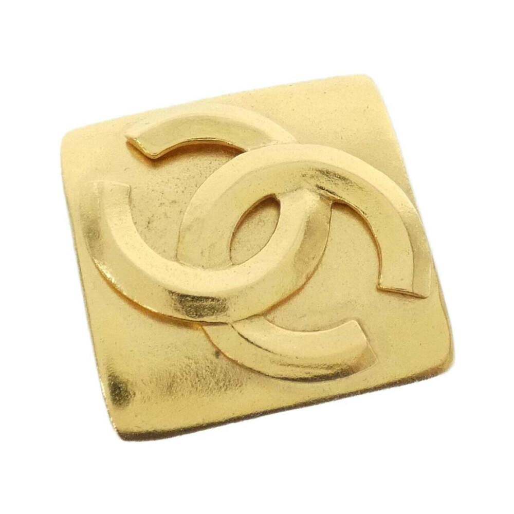 CHANEL Authentic Gold Brooch